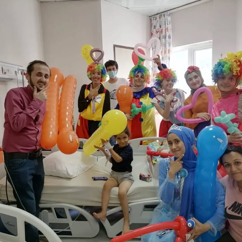 Bitebimuv, Bir Tebessüm Bin Mutluluk, Hatay, Dernek, Vakıf, Ömer Faruk Kural, Lösemi, Ziyaret, Huzurevi, Sosyal Sorumluluk, Yardım