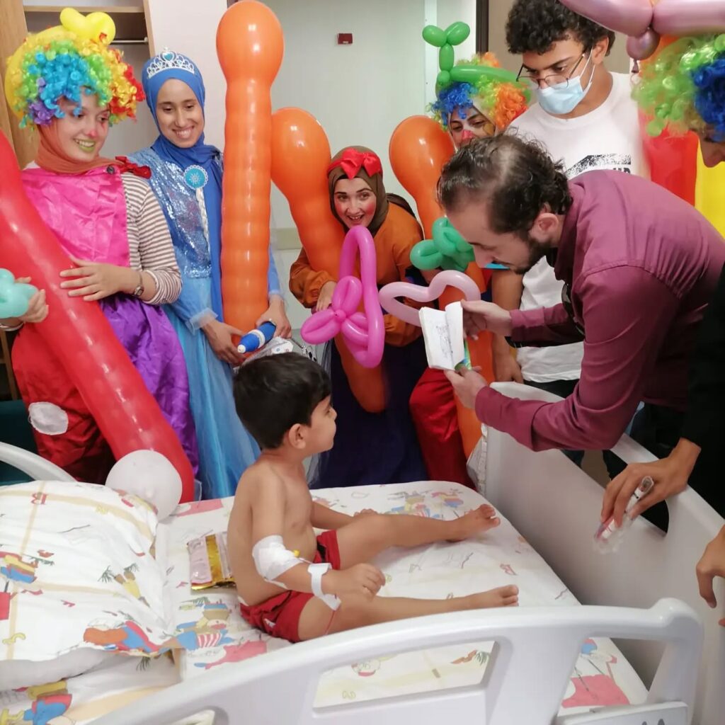 Bitebimuv, Bir Tebessüm Bin Mutluluk, Hatay, Dernek, Vakıf, Ömer Faruk Kural, Lösemi, Ziyaret, Huzurevi, Sosyal Sorumluluk, Yardım